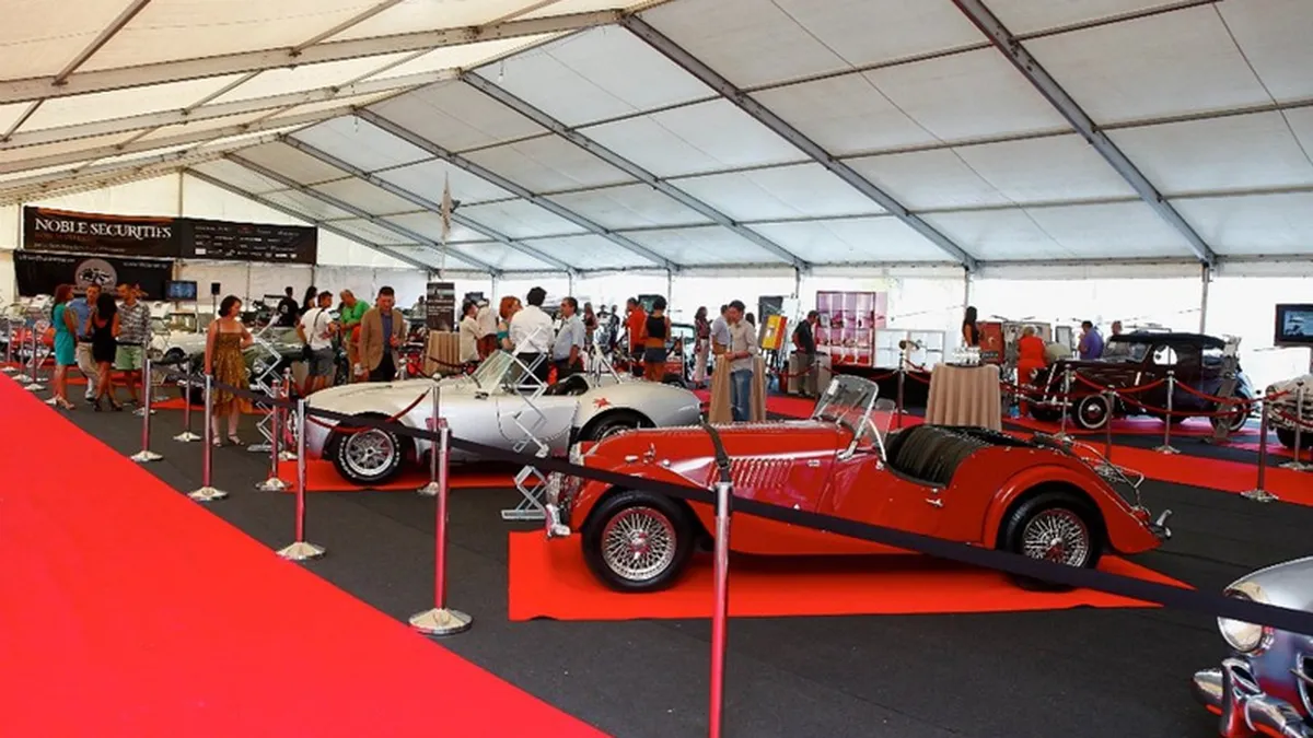 Monopost Formula 1 condus de Schumacher, vandut in Romania. Vezi pretul