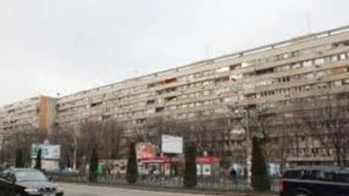 Boom imobiliar in contextul crizei europene. Ce tara vinde blocurile comuniste in timp record