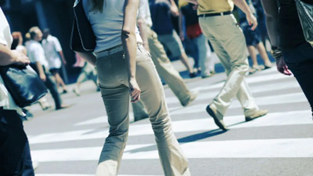 Cata incredere mai au romanii in institutii publice si profesii