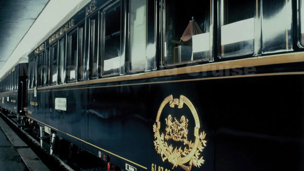 Trenul Orient Express a plecat din Sighisoara cu trei geamuri sparte