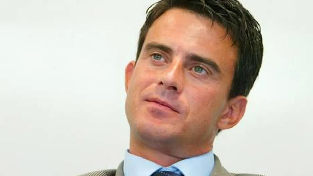 Ministrul francez de Interne despre romi: Nu putem primi toata mizeria din Europa