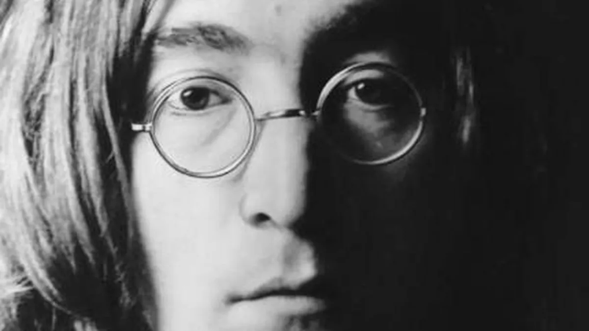 Insula lui John Lennon, scoasa la vanzare pentru 300.000 de euro