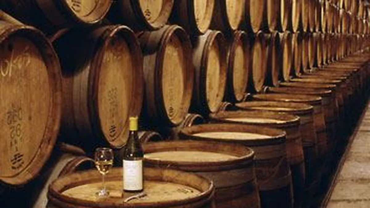 Piata vinului, in declin. De ce nu reusesc marii producatori sa vanda mai mult