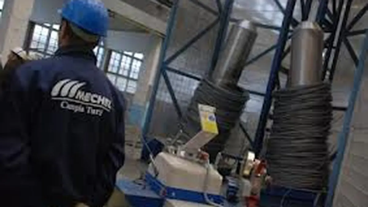 Peste 5.000 de persoane lucreaza la cele cinci uzine siderurgice Mechel care vor fi vandute