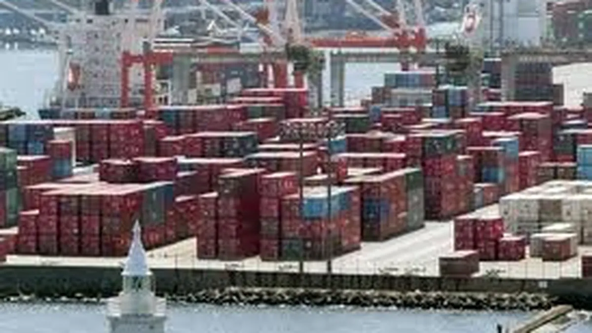 Exporturile Japoniei au scazut cu 10% in septembrie, cel mai abrupt declin de la cutremurul din 2011