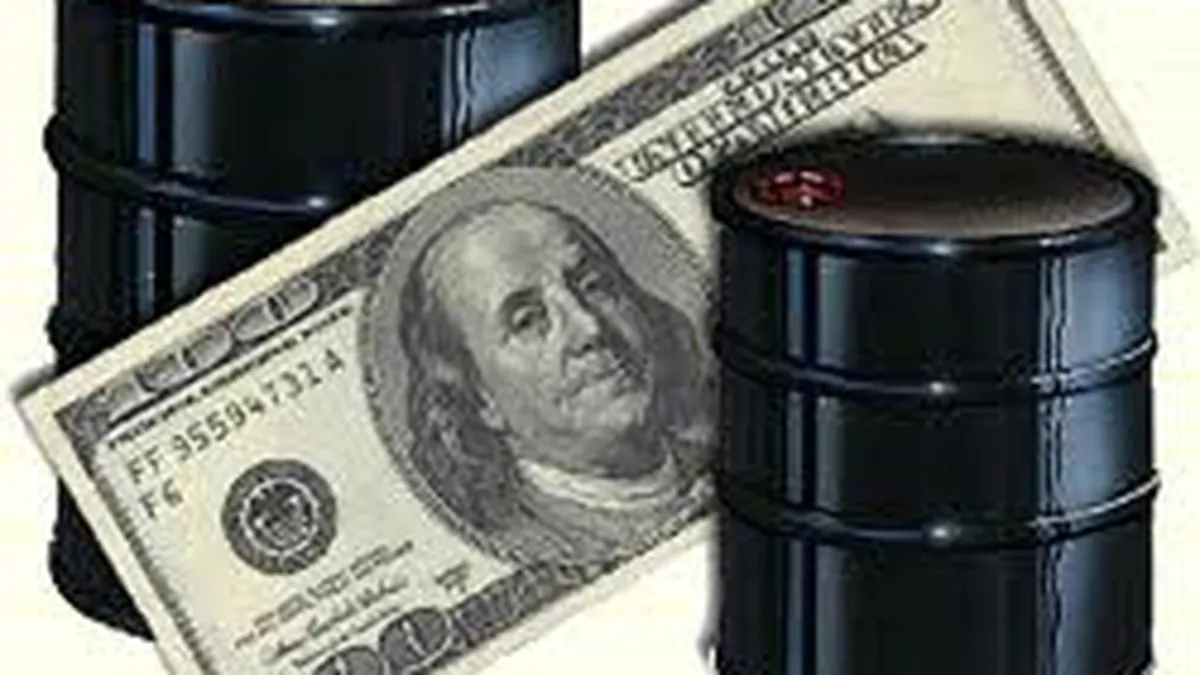 Pretul petrolului este la minimul a aproape patru luni, din cauza uraganului Sandy