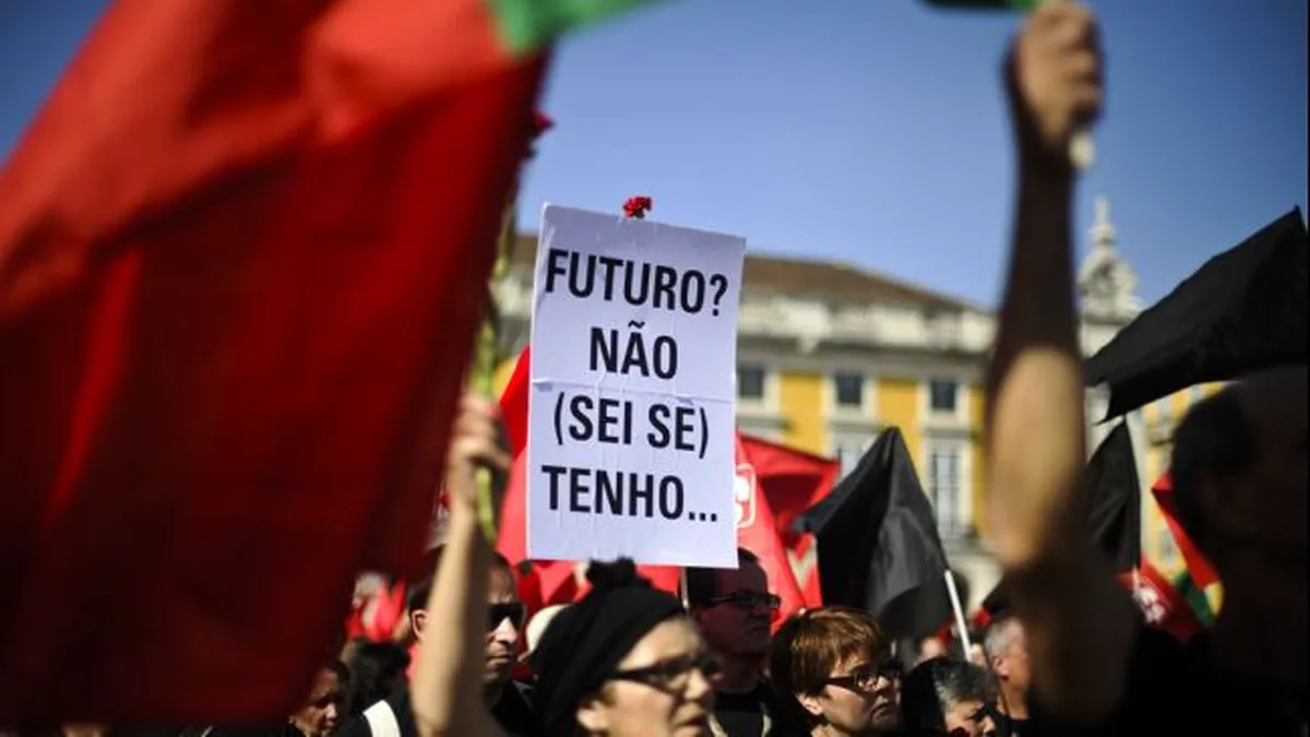 Mii de portughezi au protestat impotriva bugetului de austeritate