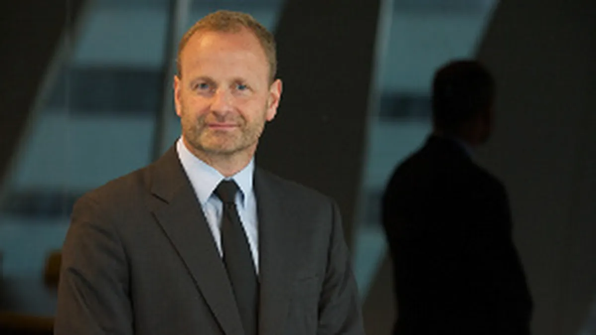 Economist sef Saxo Bank: Tensiunea sociala - sabia deasupra capului