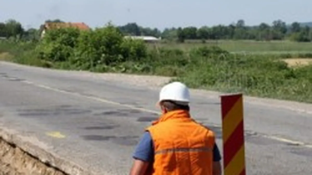 Aproape 200 mil. lei pentru reabilitarea a 44 km din DN 66, in judetul Gorj