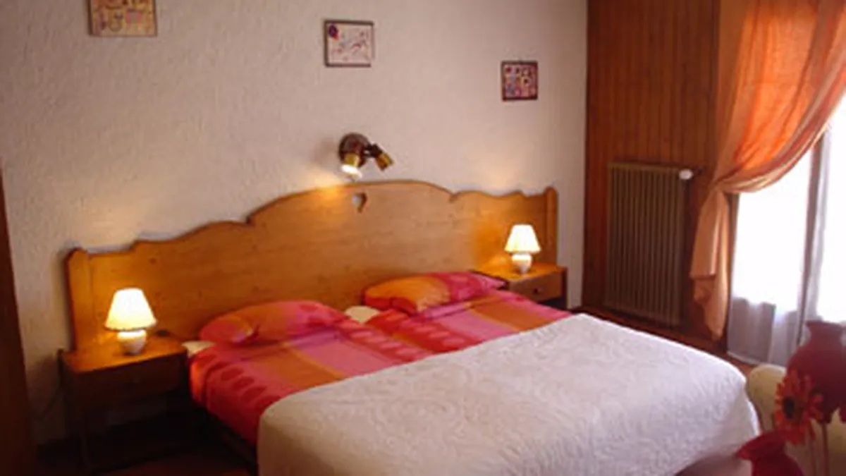 Cum si-au propus marile hoteluri din Franta sa atraga turistii chinezi