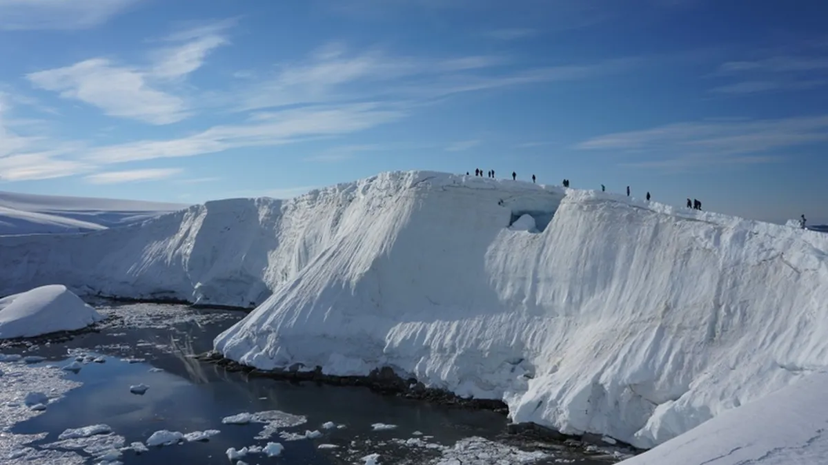 Criza financiara deturneaza atentia de la modificarile climatice. Avertizarile Forului Mondial Economic
