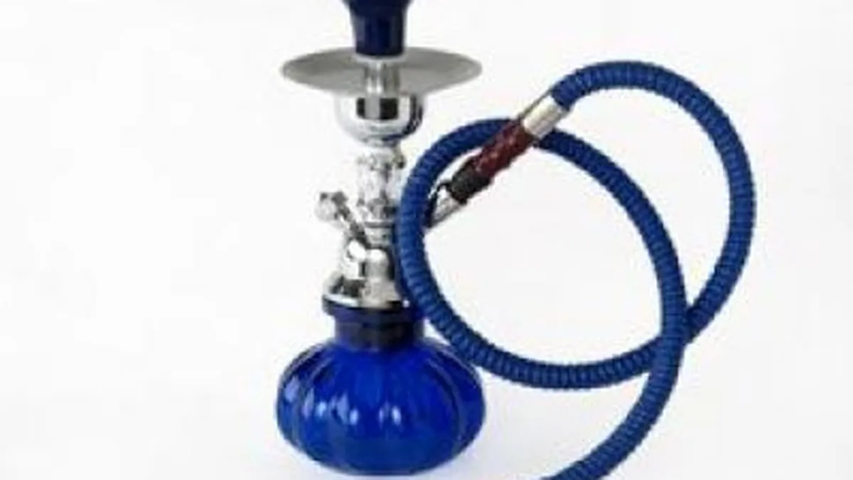 Turcia: Dupa tigari, narghileaua a fost si ea interzisa in locurile publice