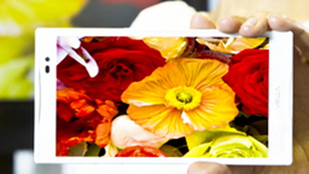 A fost lansat cel mai mare smartphone full HD (Foto - Video)