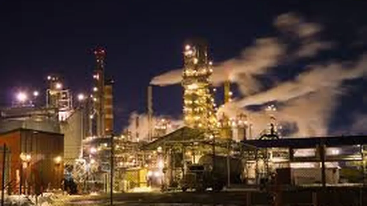 Rafinaria Lukoil, amendata de Garda de Mediu