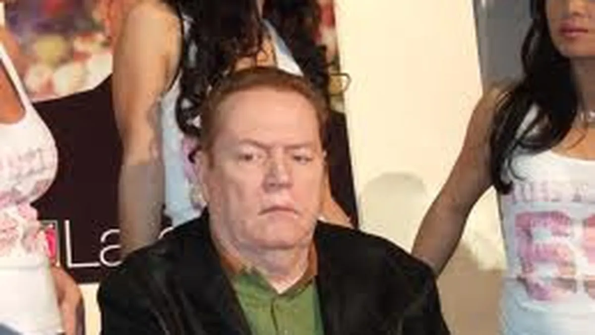 Larry Flynt vrea sa vanda sediul Hustler din Beverly Hills