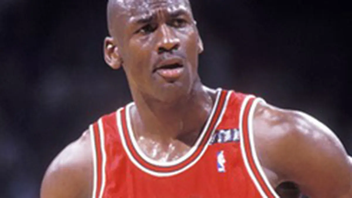 Michael Jordan continua sa fie printre personalitatile sportive cu cele mai mari venituri