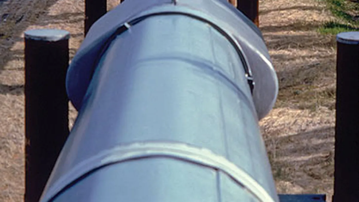 Perchezitii la 26 de locuinte pentru furturi de produse petroliere