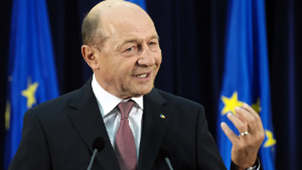 Basescu: Trebuie sa ne integram in Schengen si zona euro inainte de revizuirea tratatelor UE