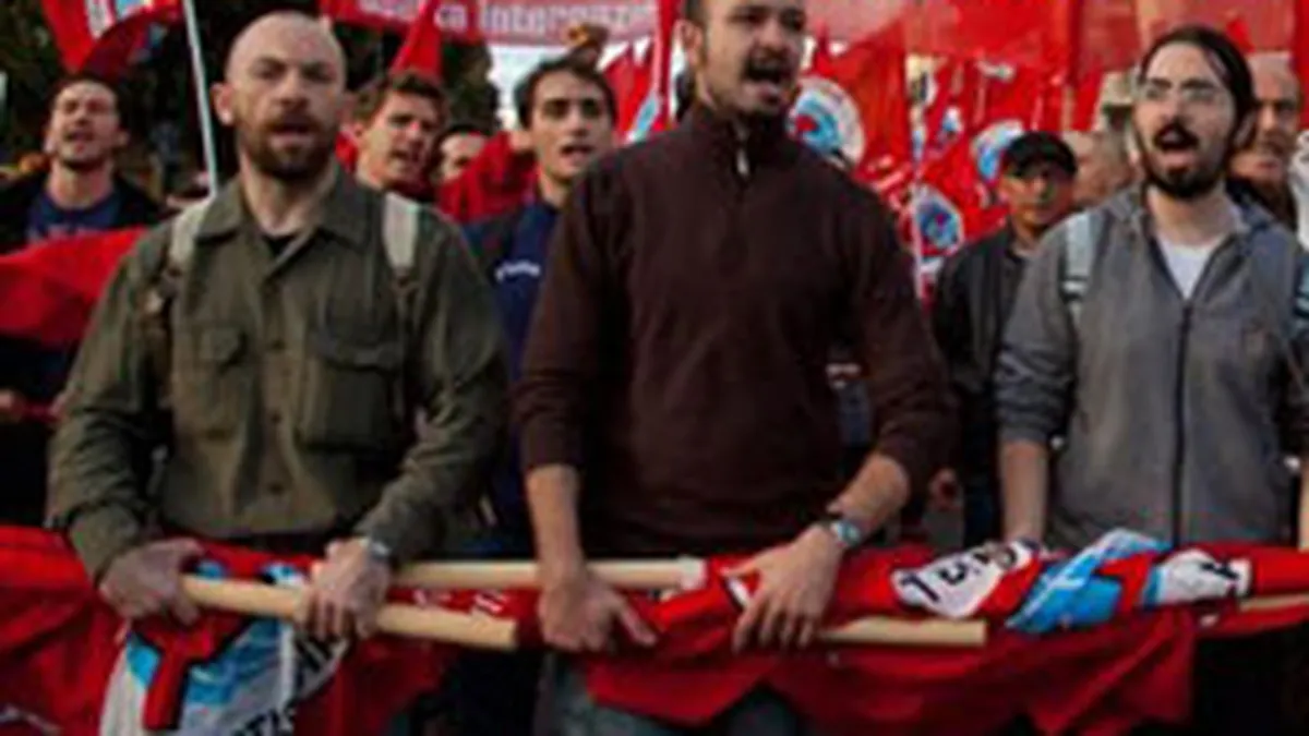 Ziua Muncii, sarbatorita prin greve si manifestatii de protest in Grecia si Spania