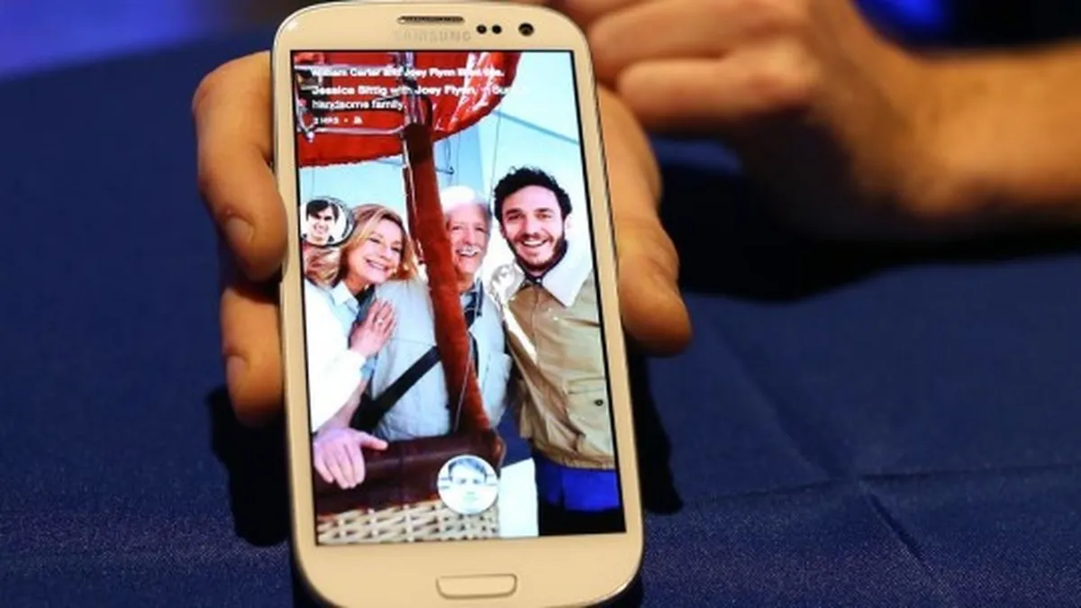 Facebook Home a atins 1 milion de descarcari. Urmeaza varianta 2.0