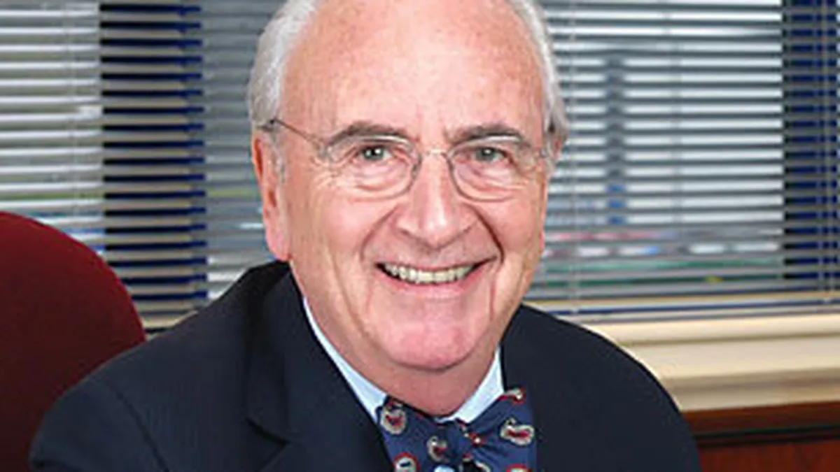 Lordul Young: Recesiunea e buna pentru a exploata forta de munca ieftina