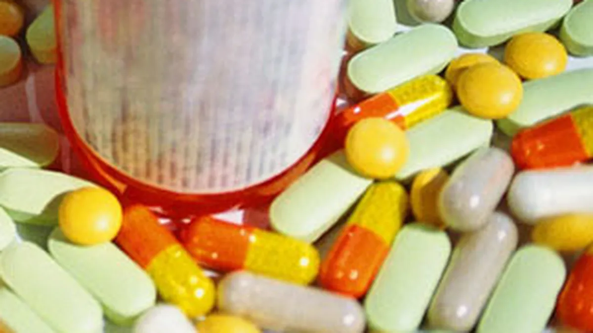 Germani din fosta RDG, cobai pentru farmaciile occidentale