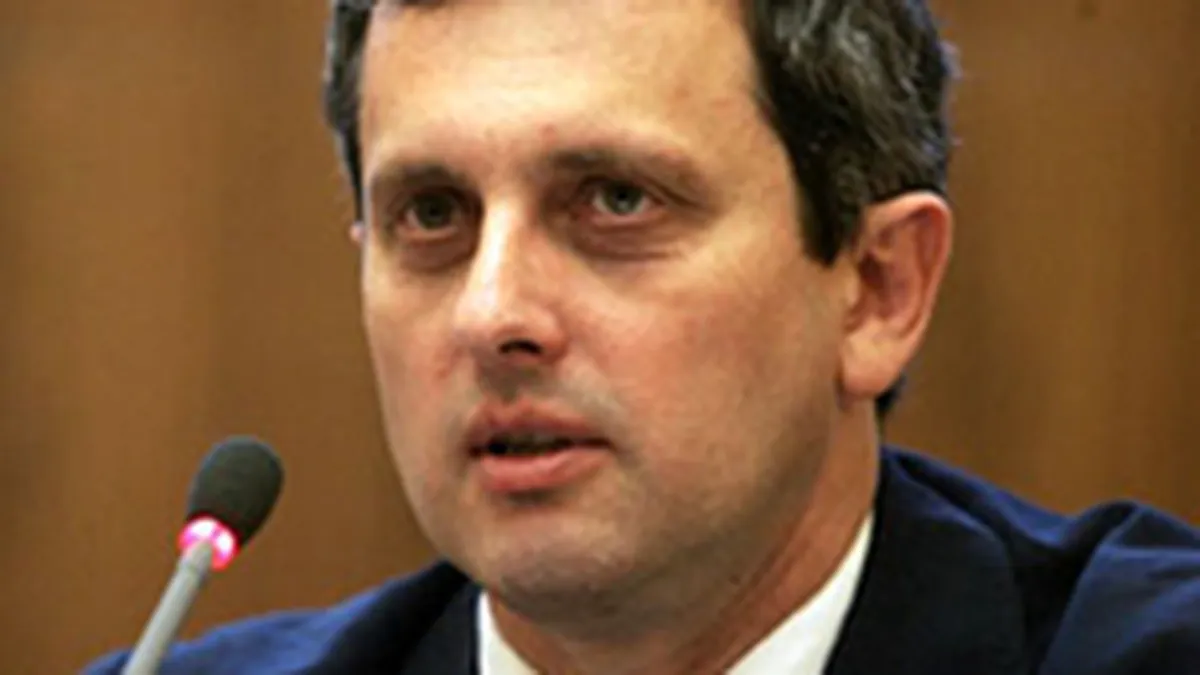 Lazea vrea liste albe cu firmele care platesc la timp creditele si taxele catre stat