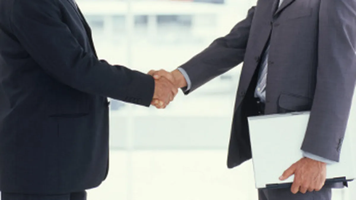 Romanii vad piata cu optimism si cred ca n-au coruptie in tara