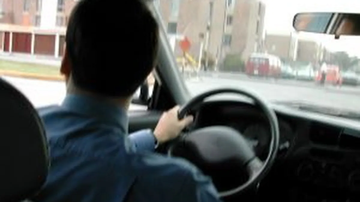 Politistii au retinut 525 de permise de conducere