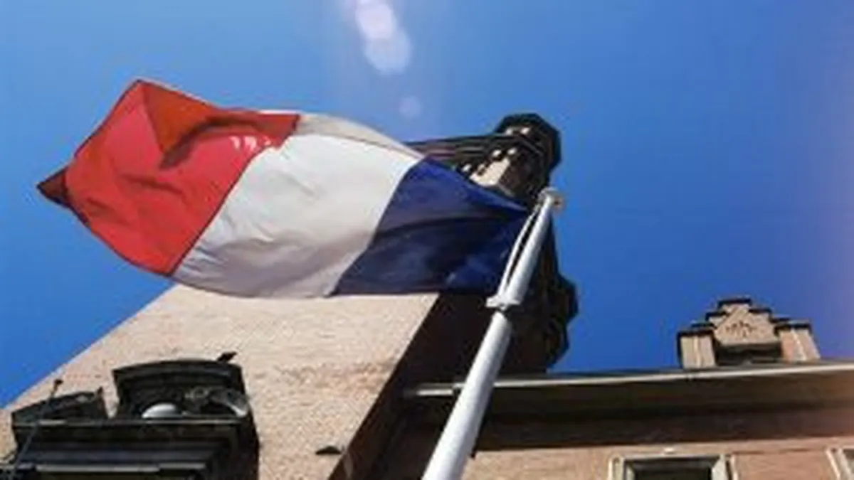 Cadoul primit de Franta de ziua ei: Pierderea ratingului AAA si de la Fitch