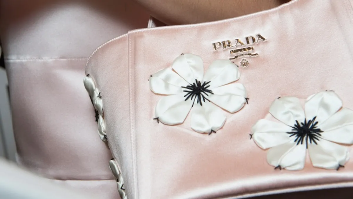 Vanzarile Prada au crescut in primul semestru, sustinute de cererea din Asia