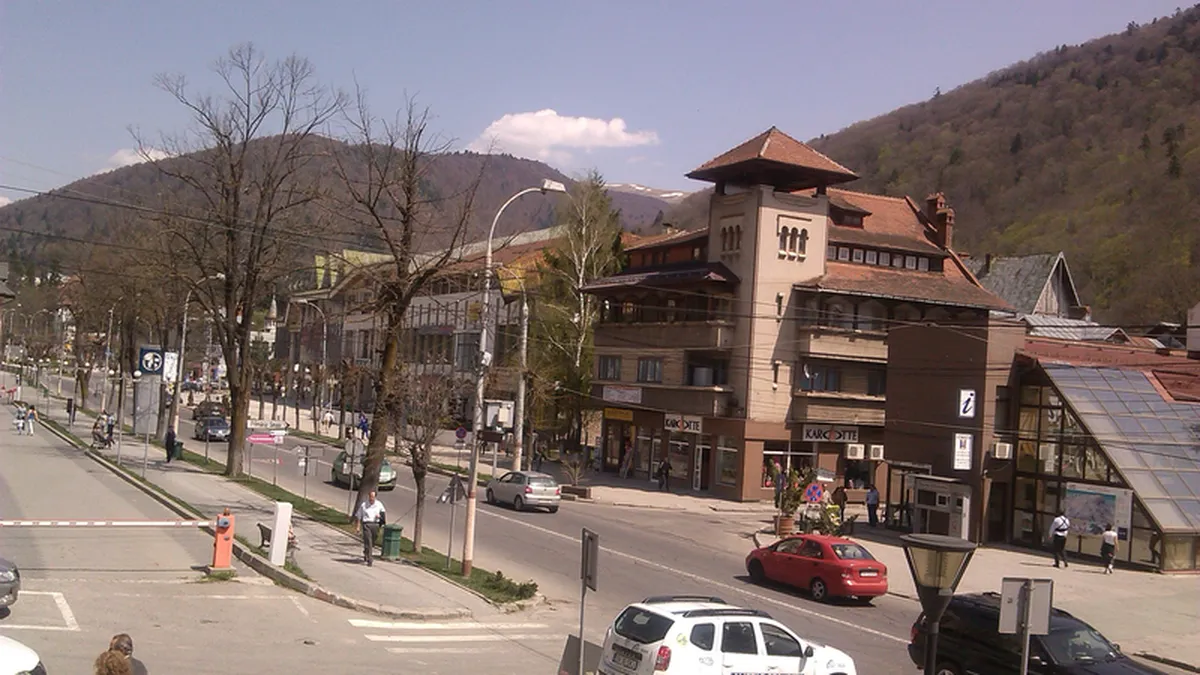 Restrictii de trafic pe DN1 pentru montarea pasarelelor pietonale