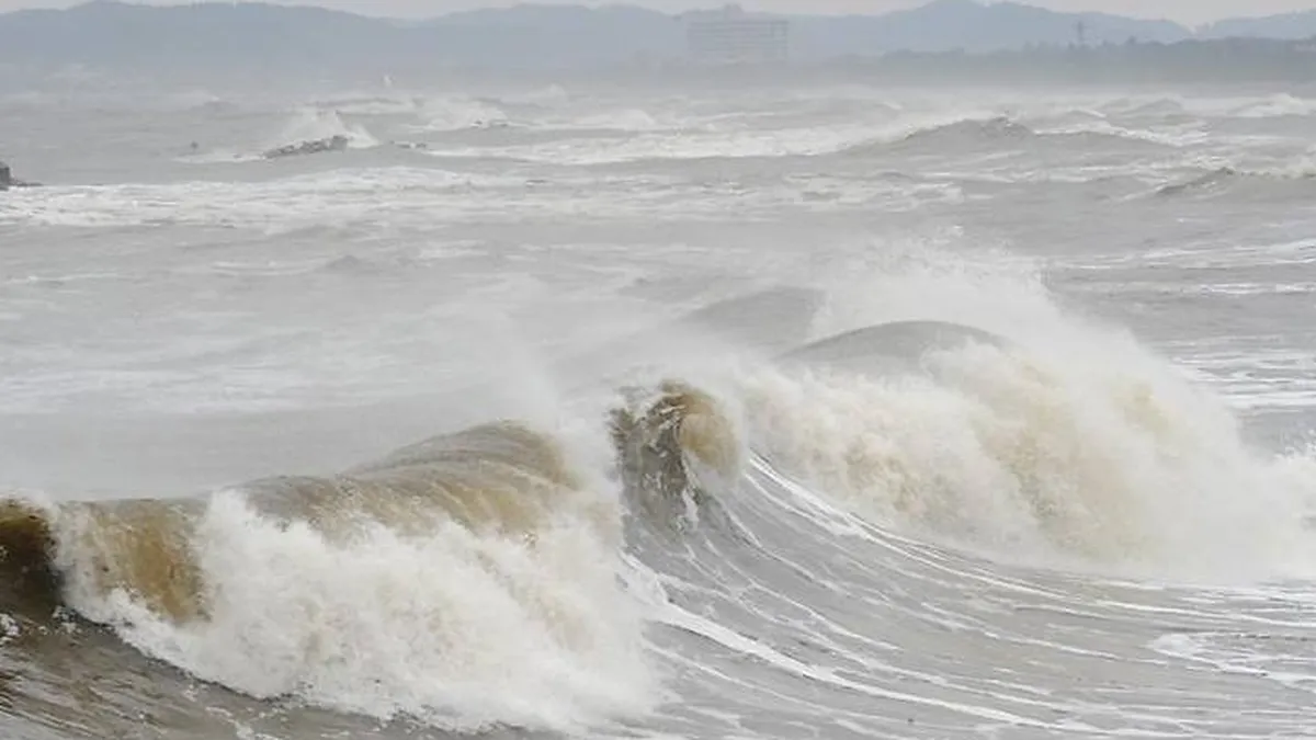Japonia: Un taifun puternic ameninta sudul si estul tarii, inclusiv Fukushima