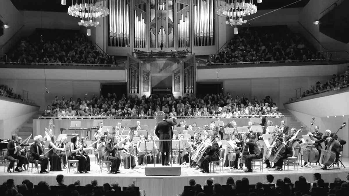 Cat a investit Primaria Brasov in primul sediu al Filarmonicii din oras