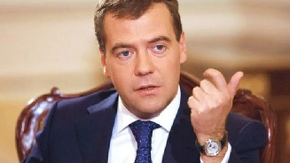 Medvedev: Economia Rusiei risca sa cada in prapastie