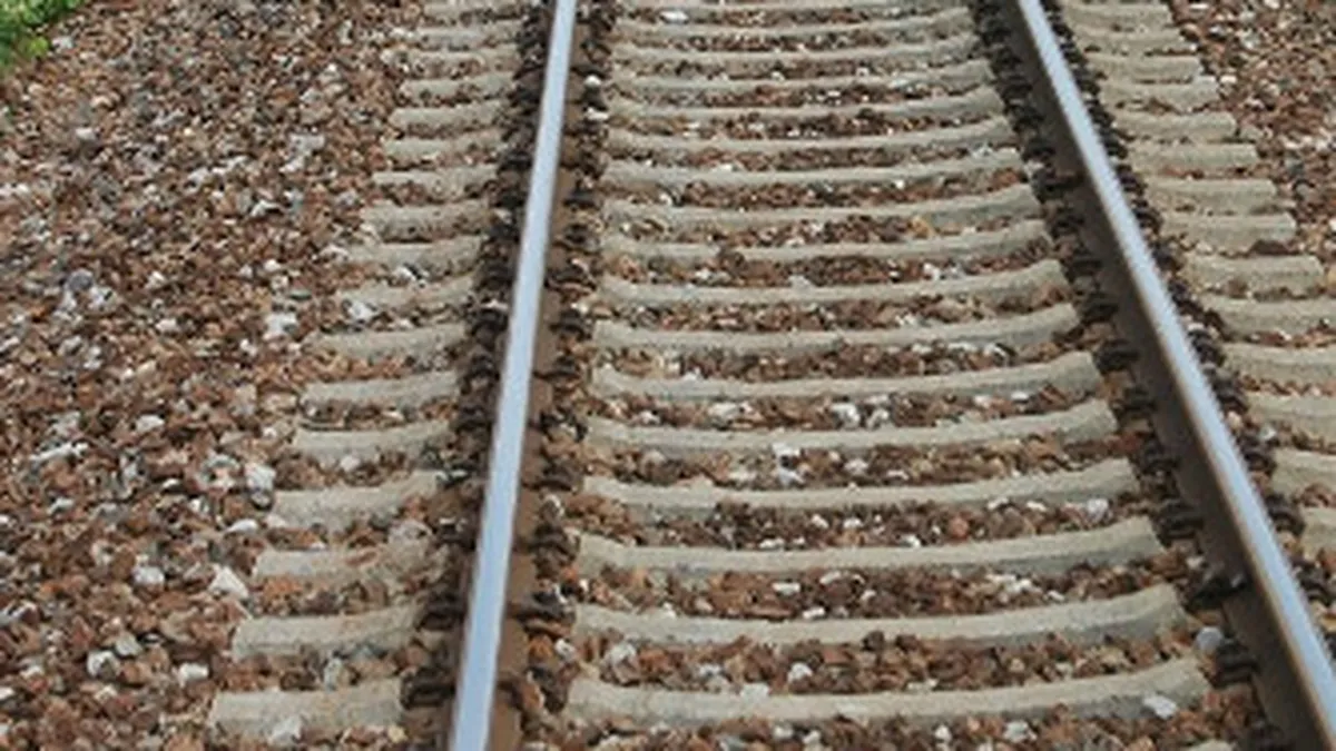 CFR reabiliteaza doar 10 km de retea anual