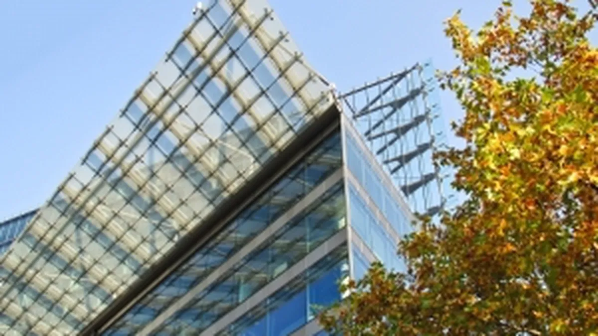 Piata birourilor, mai activa in T3: Peste 90.000 mp tranzactionati