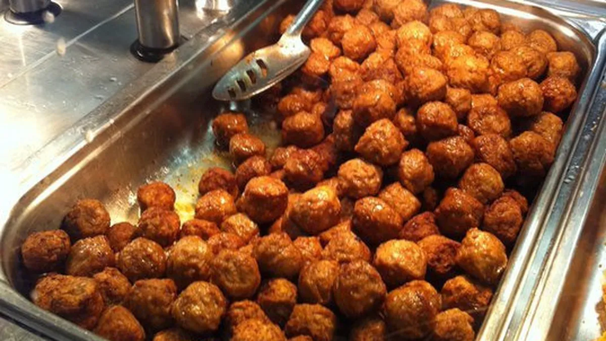 Cate chiftelute va mai vinde Ikea dupa deschiderea mall-ului Promenada