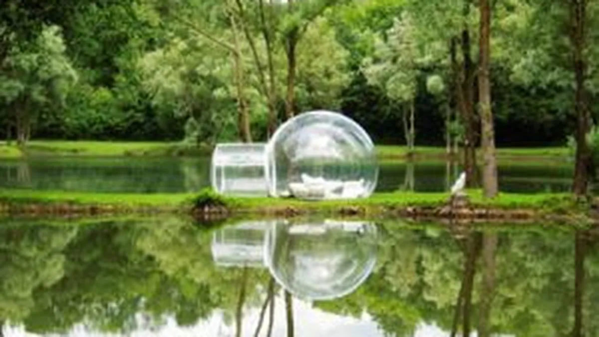 Pat in cavou sau glob de sticla. Cele mai ciudate hoteluri din lume