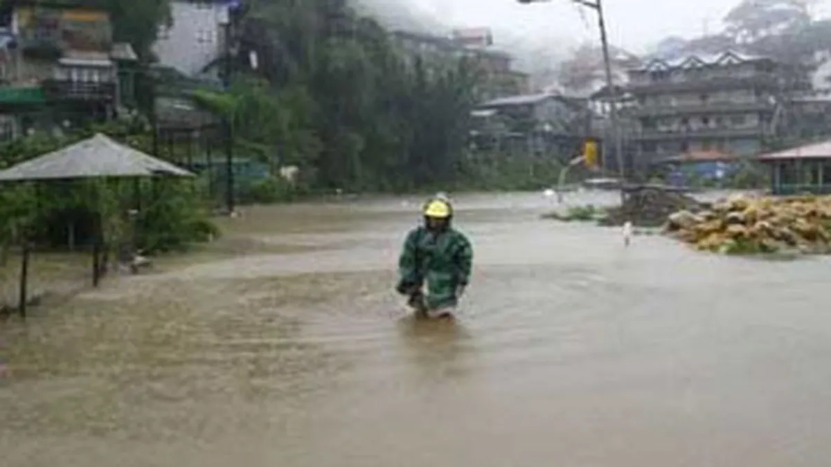10.000 de morti in Filipine. Taifunul ameninta si Vietnamul