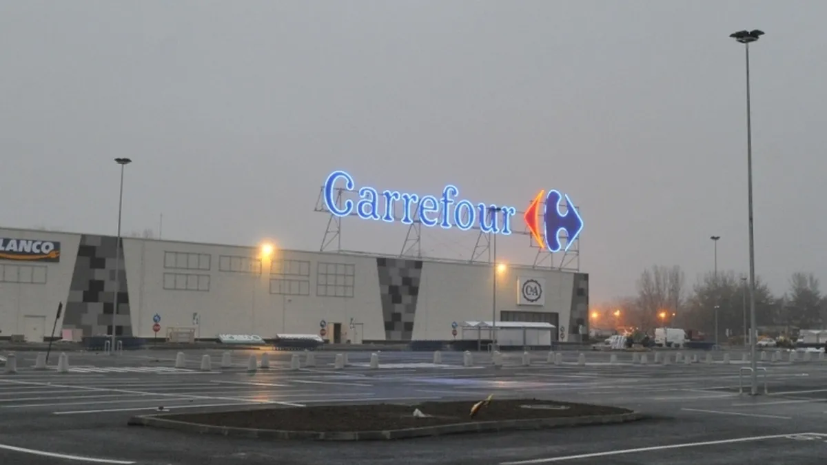 Carrefour deschide joi un hipermarket la Galati
