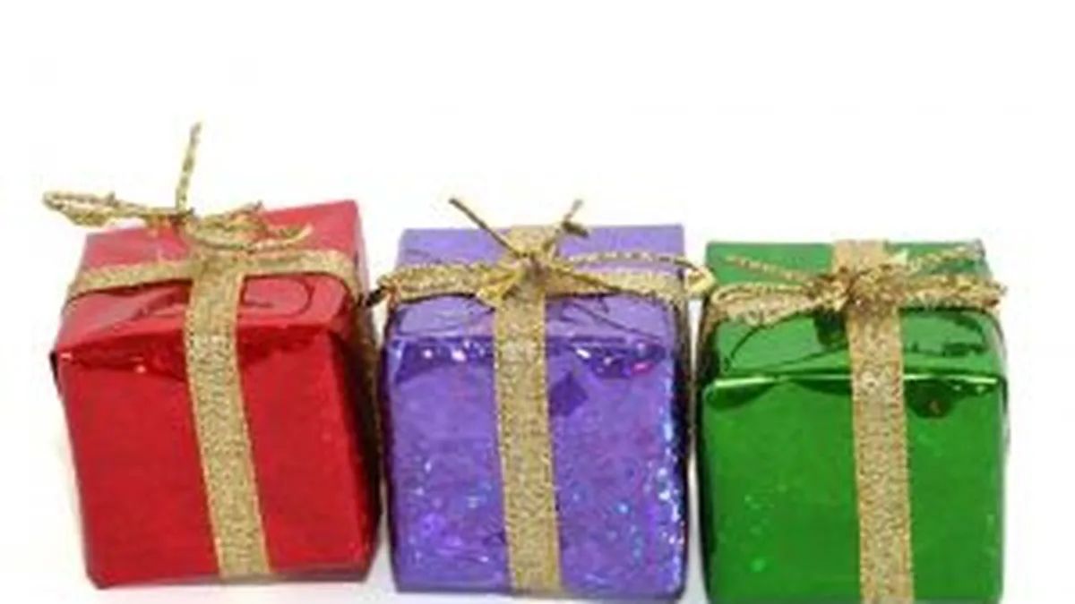 Chevron a impartit cadouri si scrisori de curtuoazie catre 600 de elevi din Vaslui