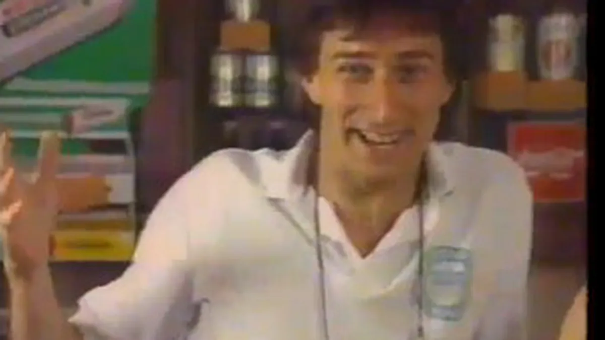 5 reclame vintage: De la barbatul de 30 de ani la salamul sasesc