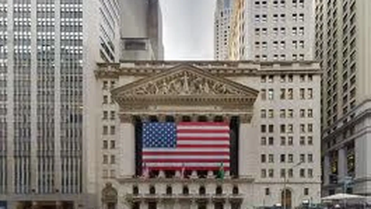 Bursa de la New York incepe anul in scadere pentru prima data din 2008