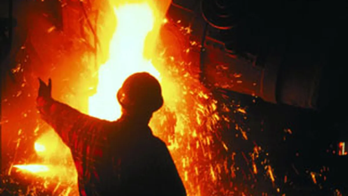 Majorari salariale cu sase procente, conditionate, la combinatul ArcelorMittal Galati in 2014