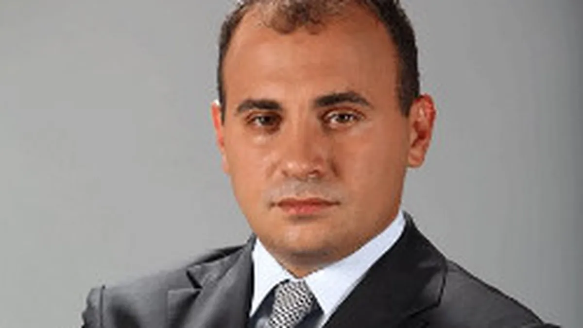 Radu Soviani ofera servicii de comunicatre catre ASF. Vezi cat va incasa