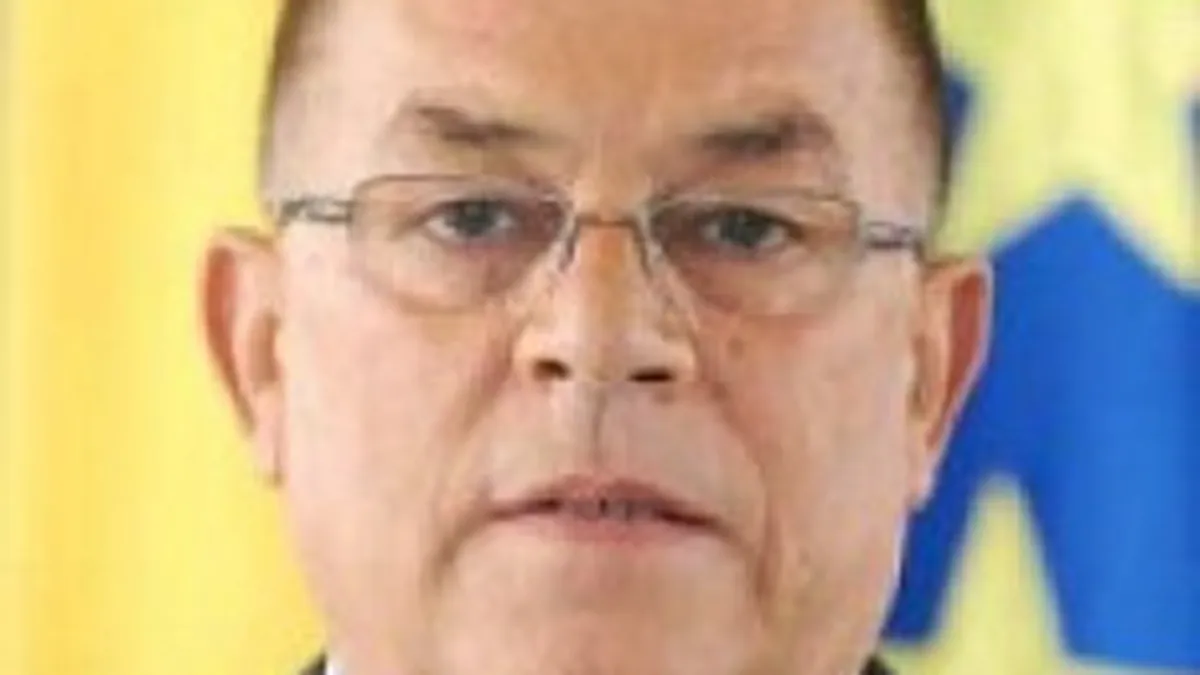 Ministrul Internelor Radu Stroe si-a dat demisia