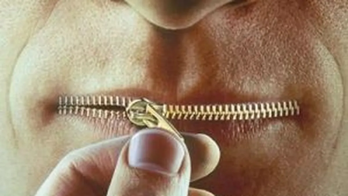 Zodia cenzurii: Filme si clipuri interzise, posturi TV inchise. Cine plateste?