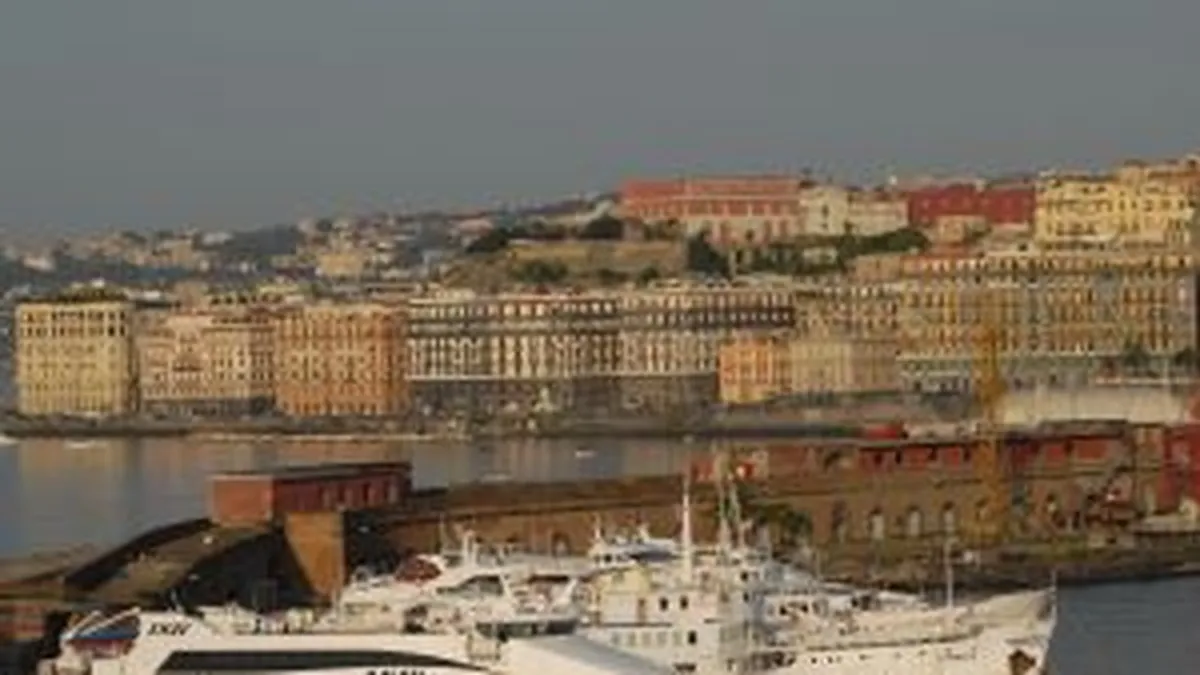 Orasul Napoli este, tehnic, in faliment