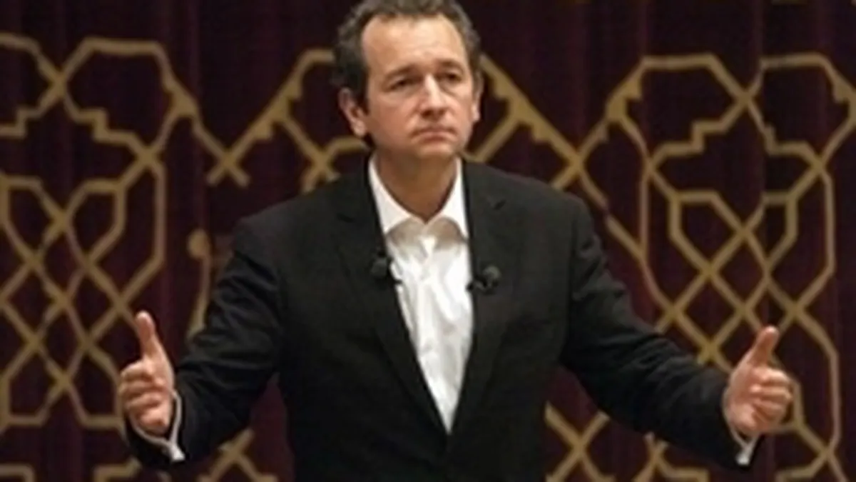 Dan Puric ii scrie sefei CNA: Se ridica poporul, draga doamna, si dvs. va ocupati de amenzi?